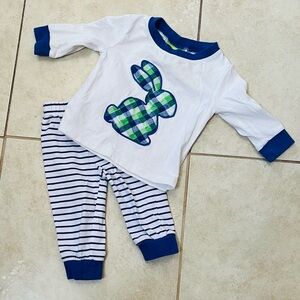 Classic Whimsy Plaid Bunny Kids Pajama Set - Blue and White